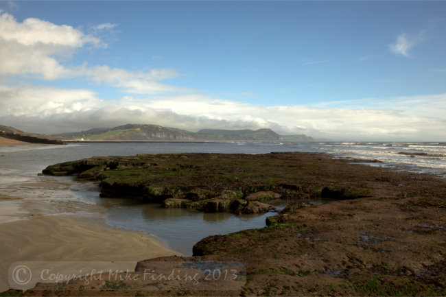 Tide out on Lyme Regis Beach - photo